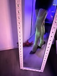 Mature woman in pantyhose, a subservient role play.