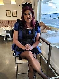 Madison Dakotas enticing display of pleasure-seeking in the GROOBYVR collection