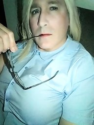 Tour of a college dorm for a sissy boy