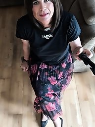 Superb t girl hookers are fucking outdoors showcasing wild passion